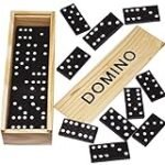 Análisis de las ventajas del dominó de madera: la mejor opción para jugar en familia